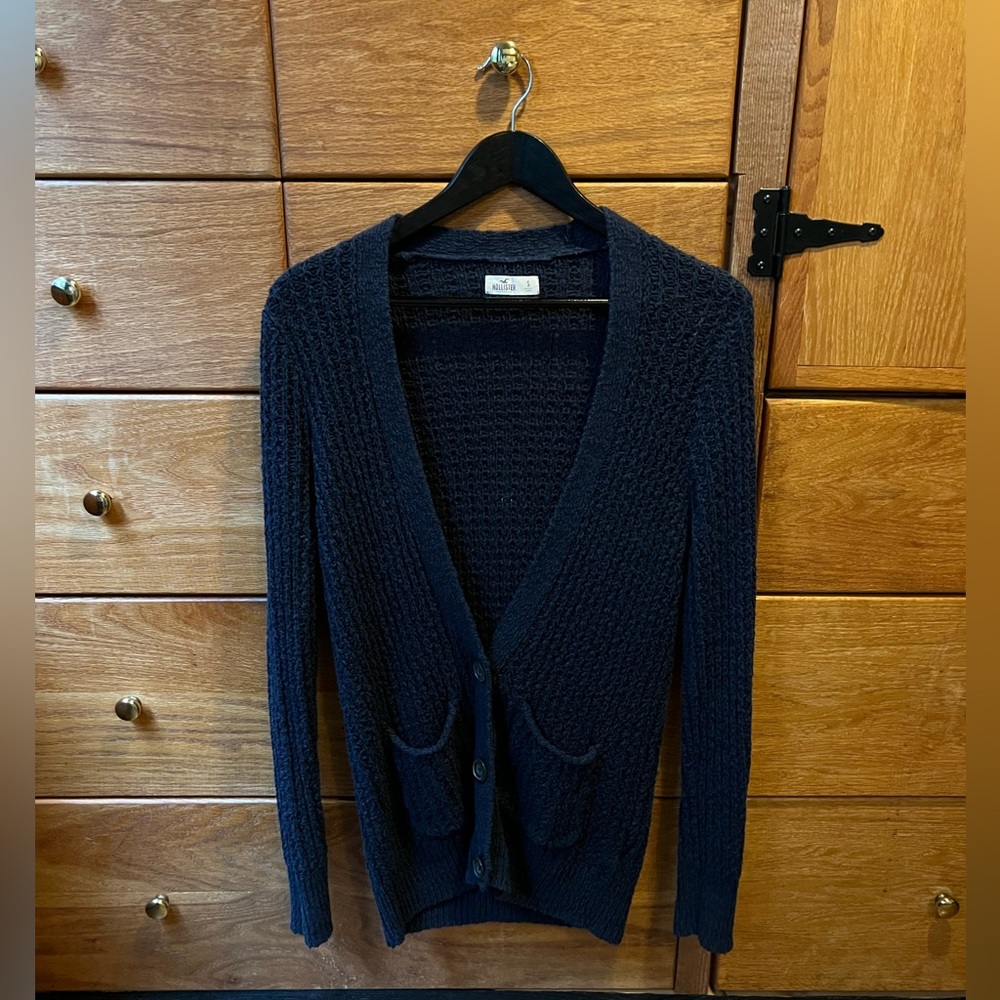 Hollister cardigan